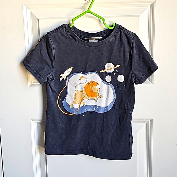 jarvis archer Other - Final Chance Jarvis Archer Lion/Leo Shirt in Size 4t EUC